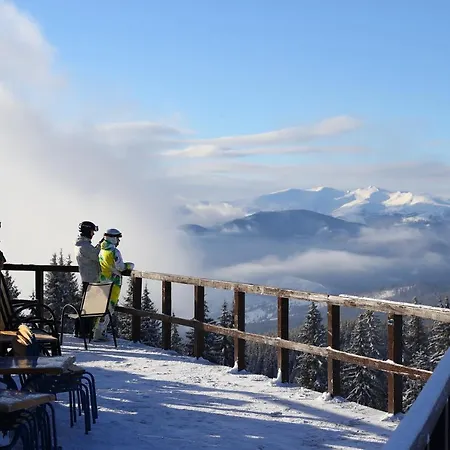 Bukovel Apart 4* Μπούκοβελ